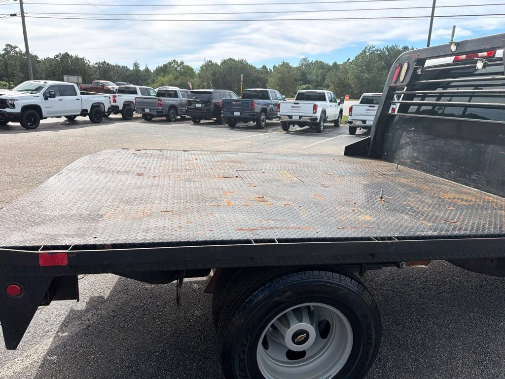 Used 2017 SUMMIT WHITE Chevrolet Work Truck image 14