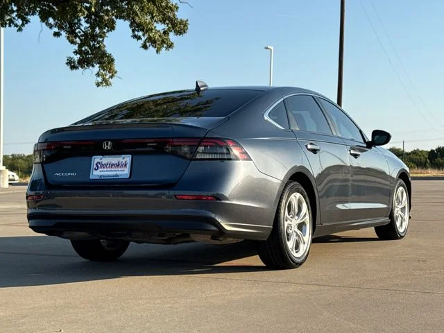 Used 2024  Honda LX image 8