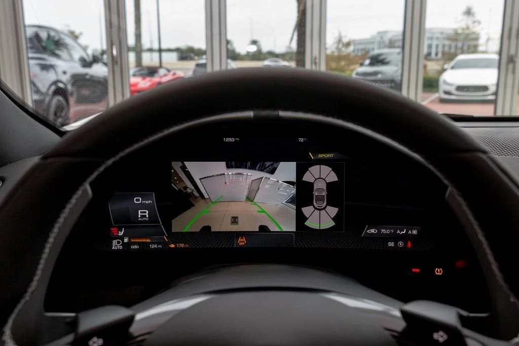 Used 2024 Bianco Avus Ferrari  image 23