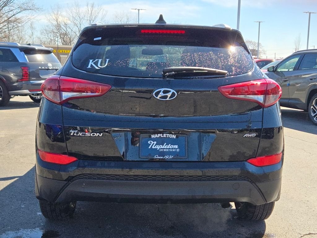 Used 2017 Black Hyundai SE Plus image 13