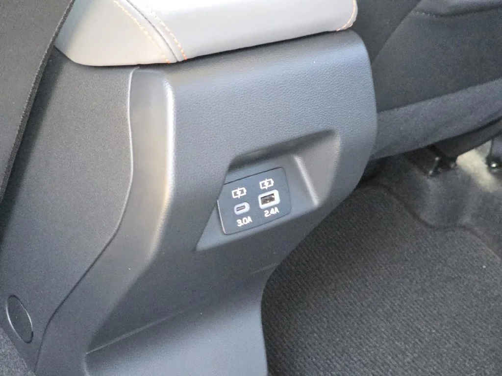 New 2026 MAGNETITE GRAY PEARL Subaru Limited Hybrid image 8