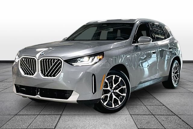 Used 2026 Gray BMW 30 xDrive image 3
