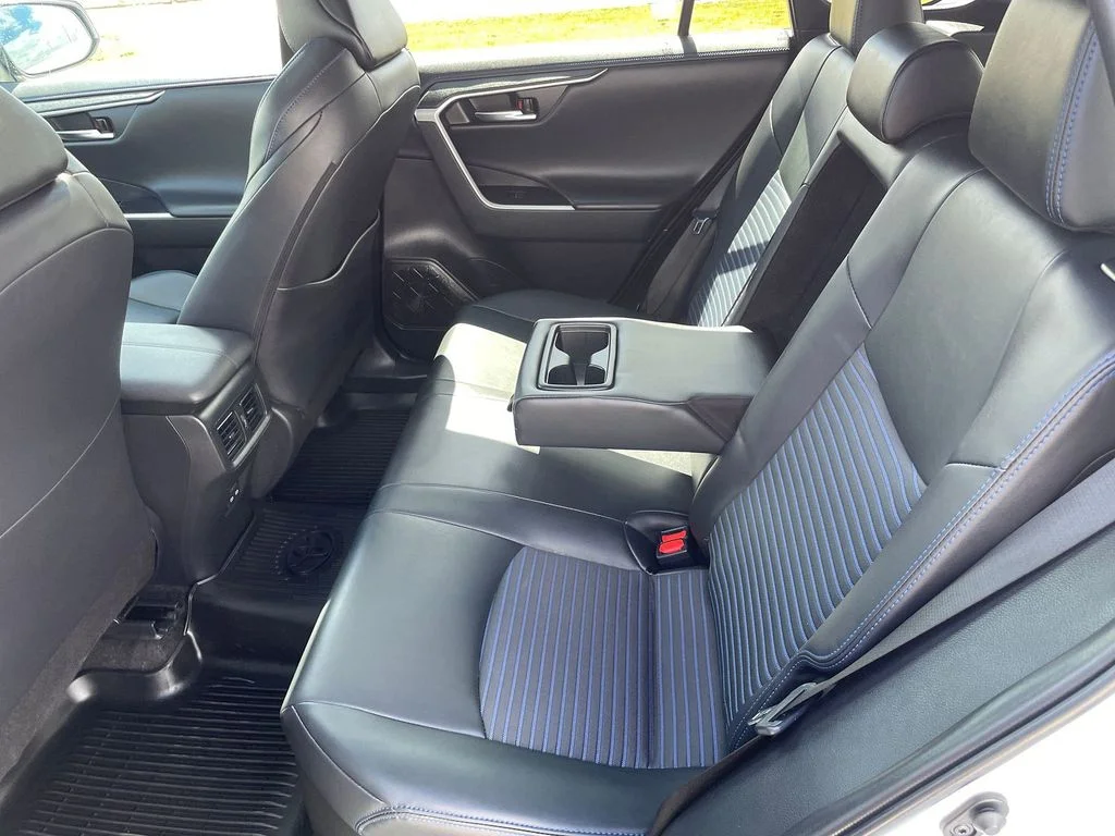 Used 2024 Wind Chill Pearl/Midnight Black Metallic Toyota Hybrid XSE image 10