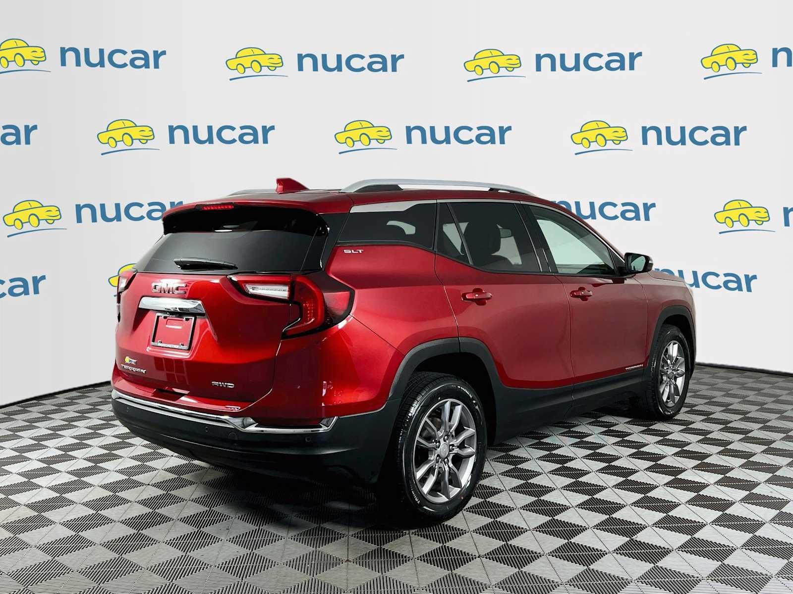 Used 2022 Cayenne Red Tintcoat GMC SLT image 7