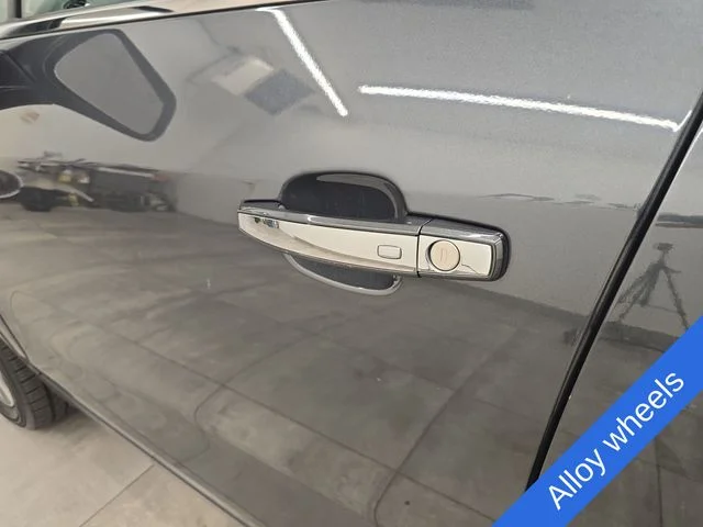 Used 2017 Graphite Gray Metallic Buick Essence image 18