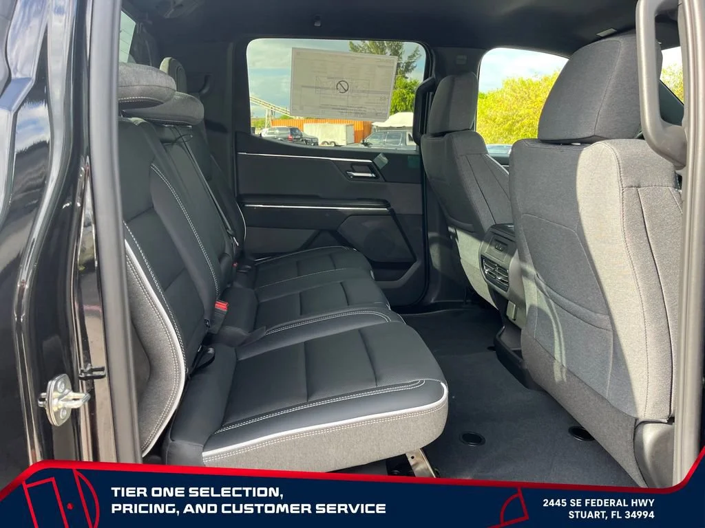 New 2026 Onyx Black GMC Elevation Extended Range image 16
