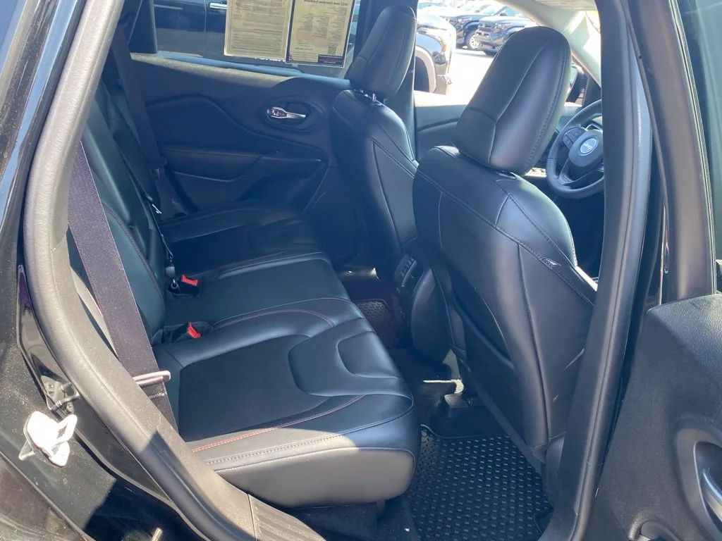 Used 2022 Black Jeep Trailhawk image 16