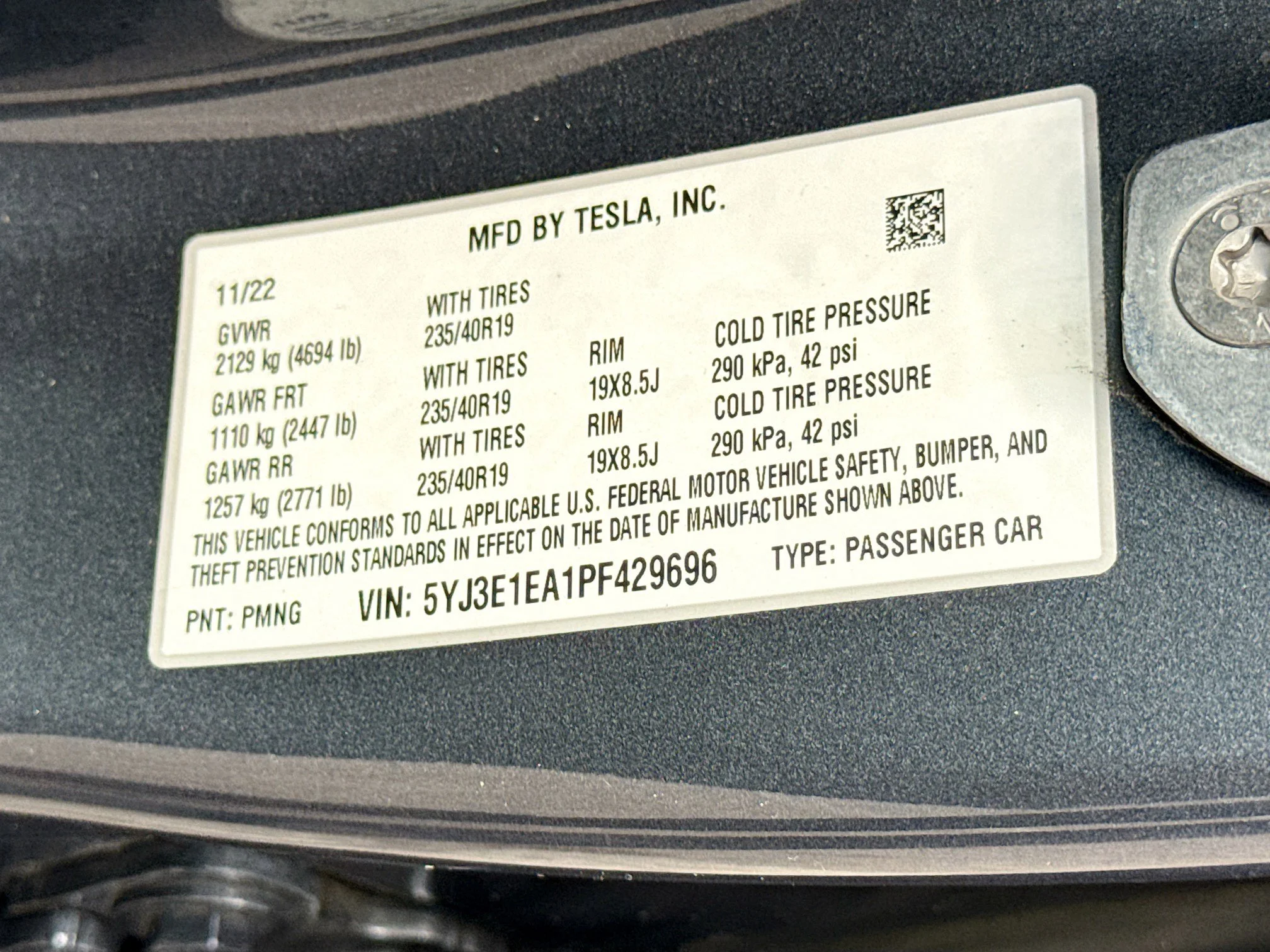 Used 2023 Midnight Silver Metallic Tesla Base image 40
