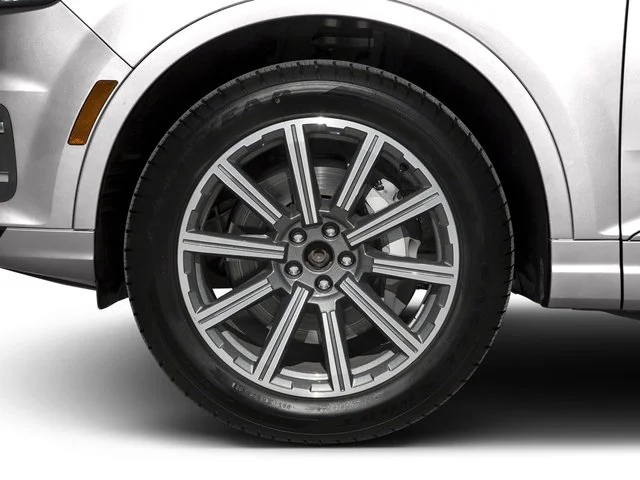 Used 2018 White Audi Q7 image 11