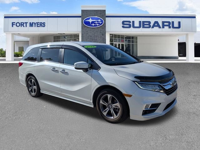 Used 2018 White Honda Touring image 2