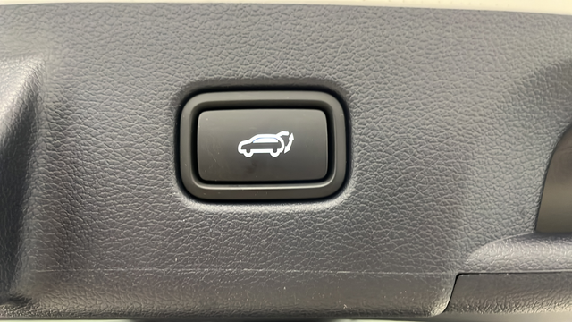 Used 2025 Hyper White Hyundai Calligraphy image 32