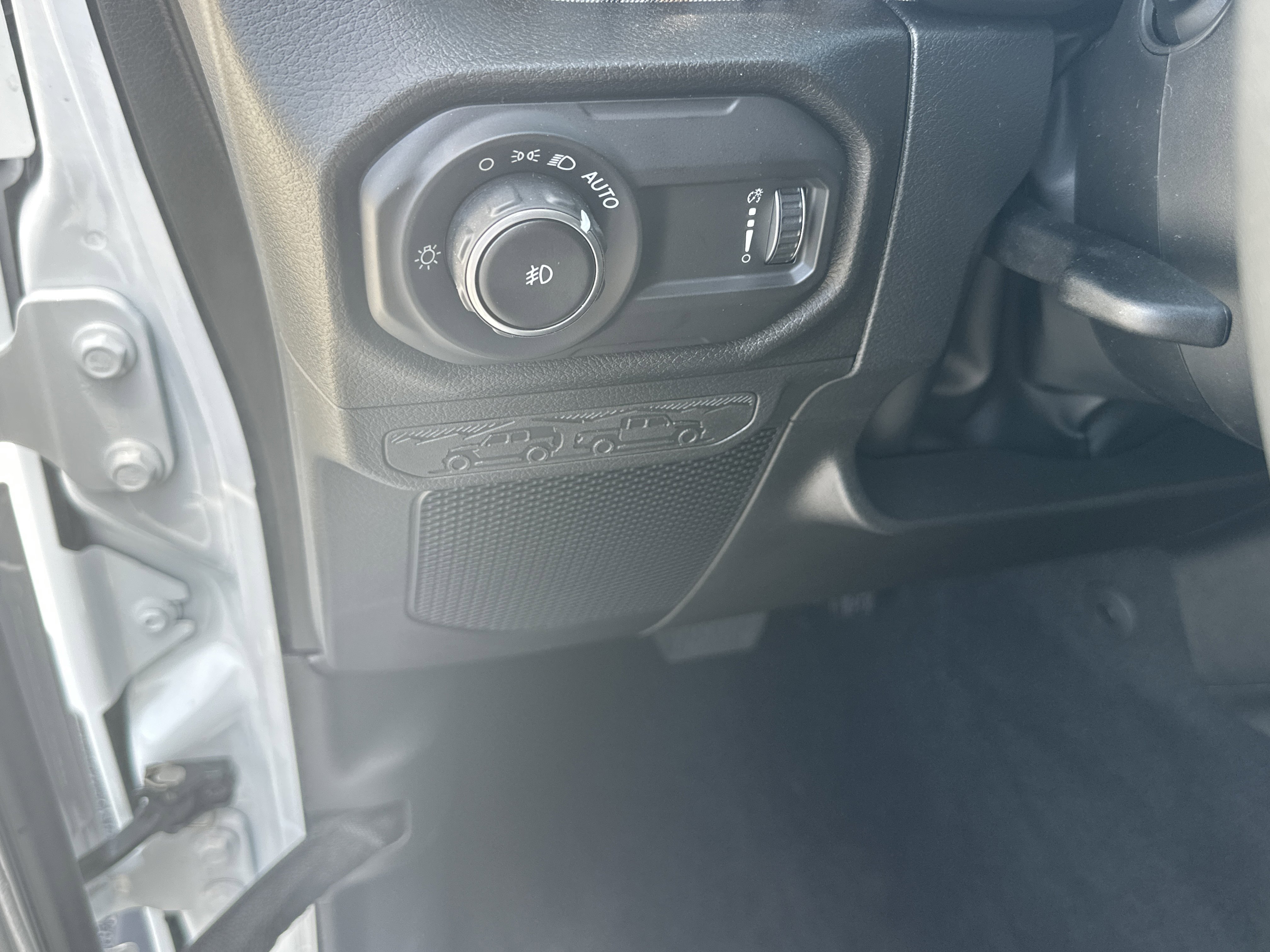 New 2026 Bright White Clear-Coat Exterior Paint Jeep 85th Anniversary image 28