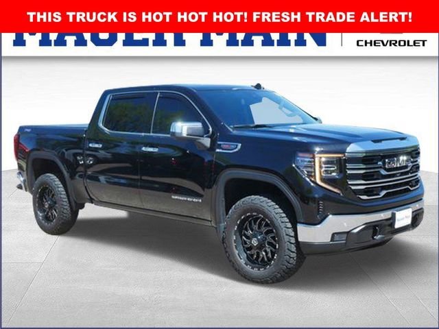 2023 GMC Sierra 4WD Crew Cab Short Box SLT's photo