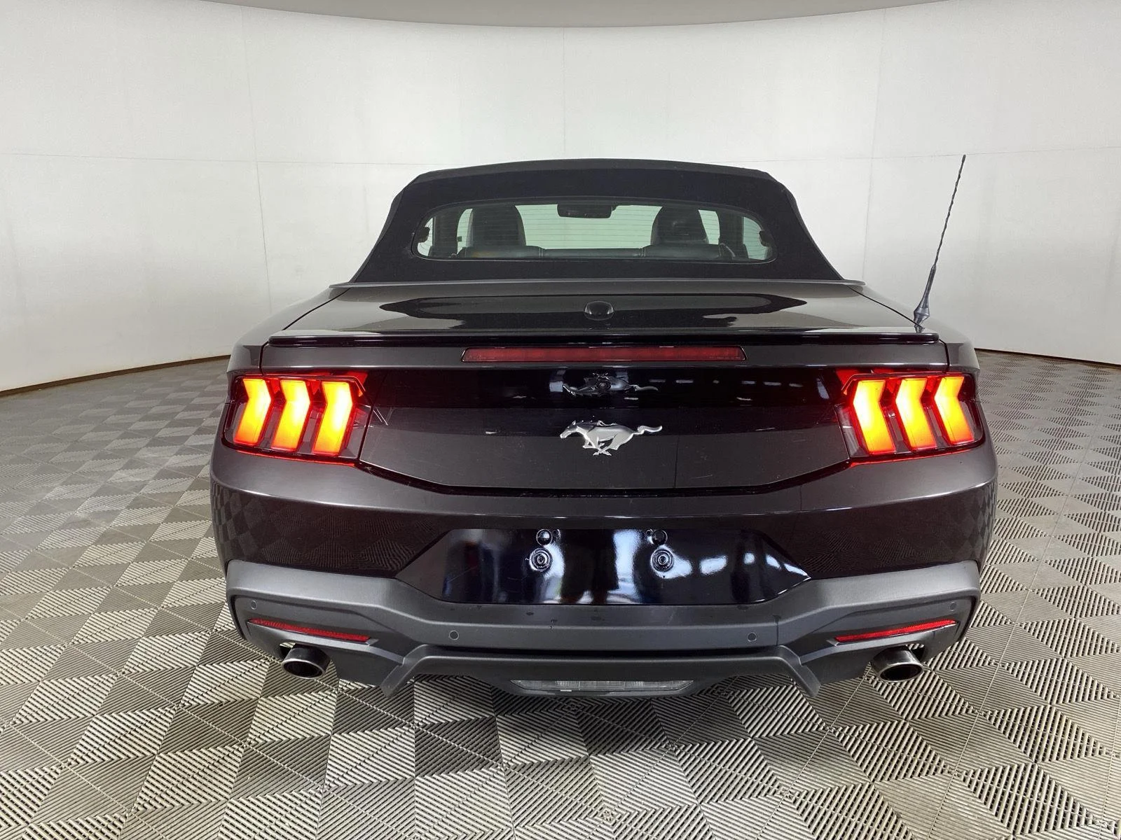 Used 2024 Shadow Black Ford EcoBoost Premium image 6