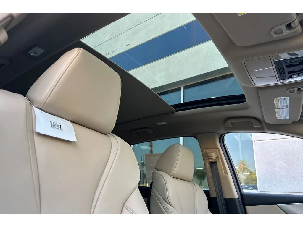 New 2026 Platinum White Pearl Acura SH-AWD image 15