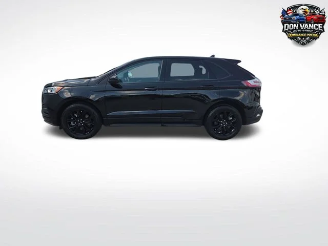 Used 2024 Black Ford SE image 2