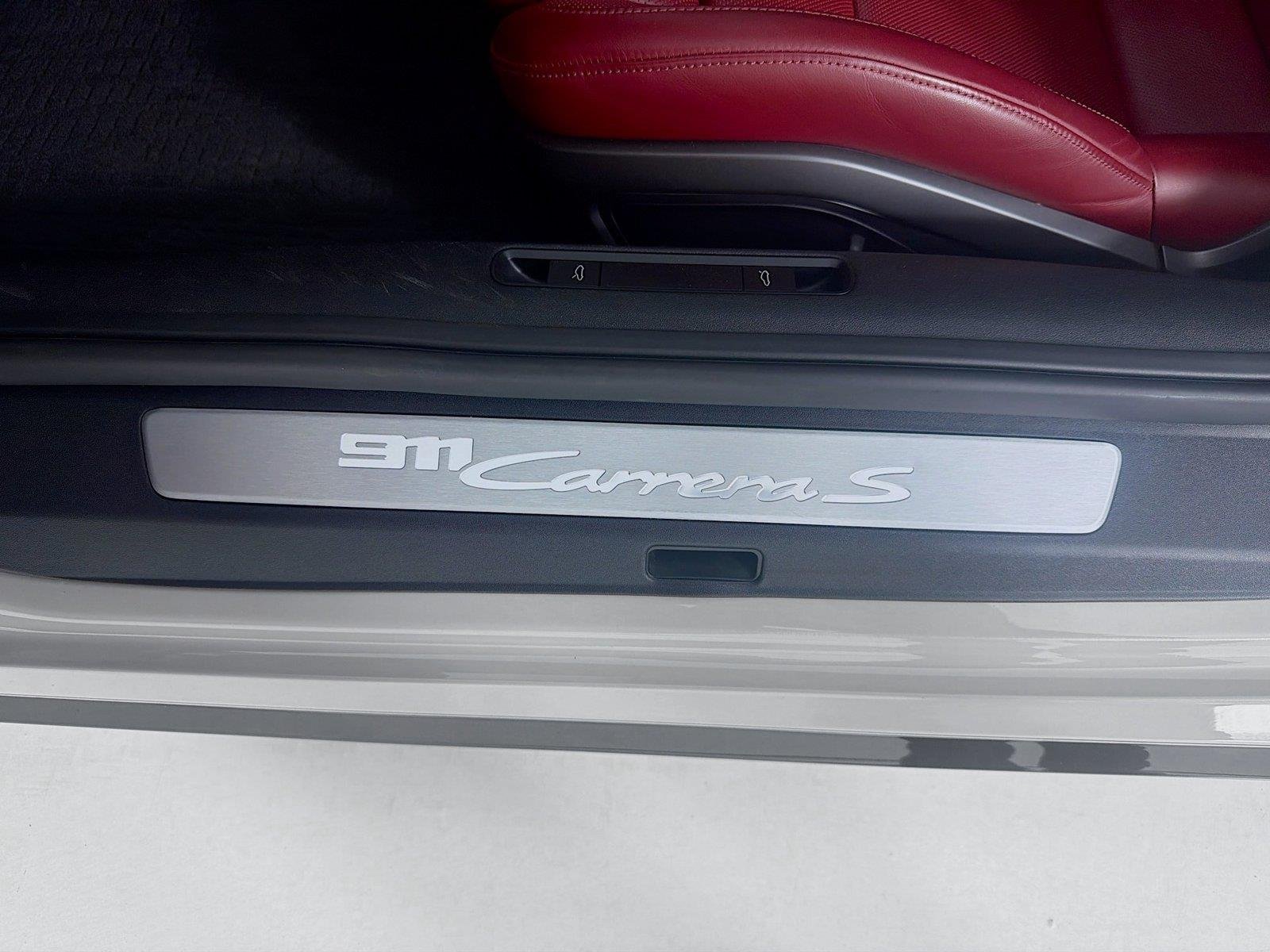 Used 2022 Chalk Porsche Carrera S image 10
