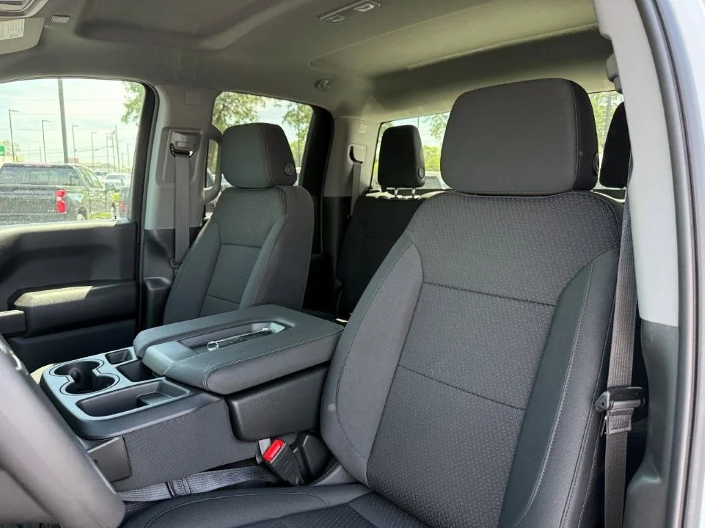 New 2026 Summit White GMC Pro image 16