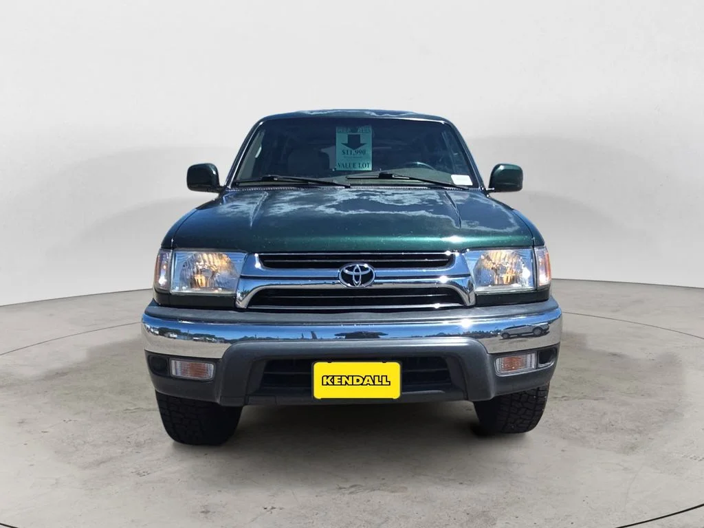 Used 2002 Green Toyota SR5 image 8