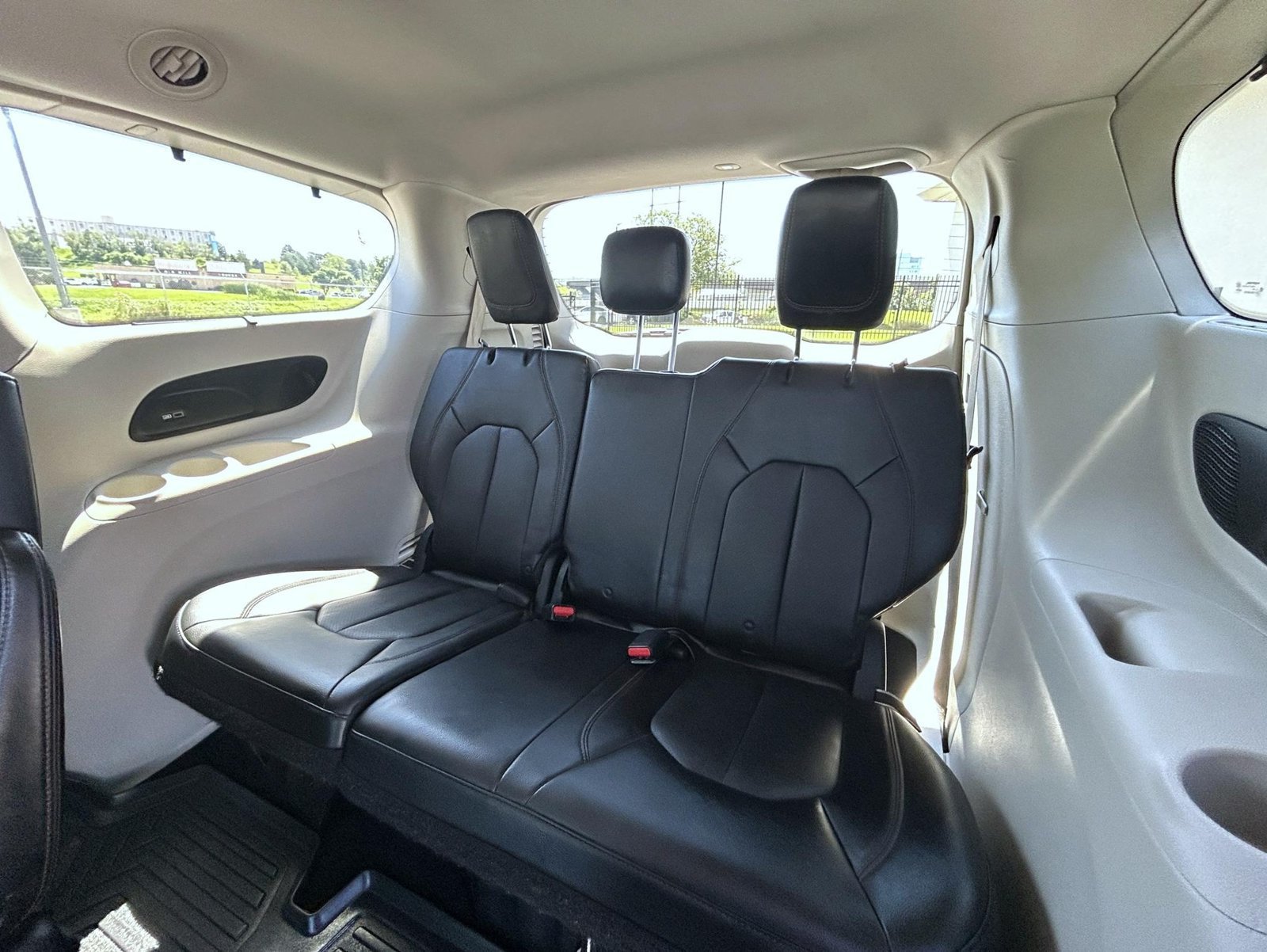 2018 Chrysler Pacifica Touring L Plus - Photo 21