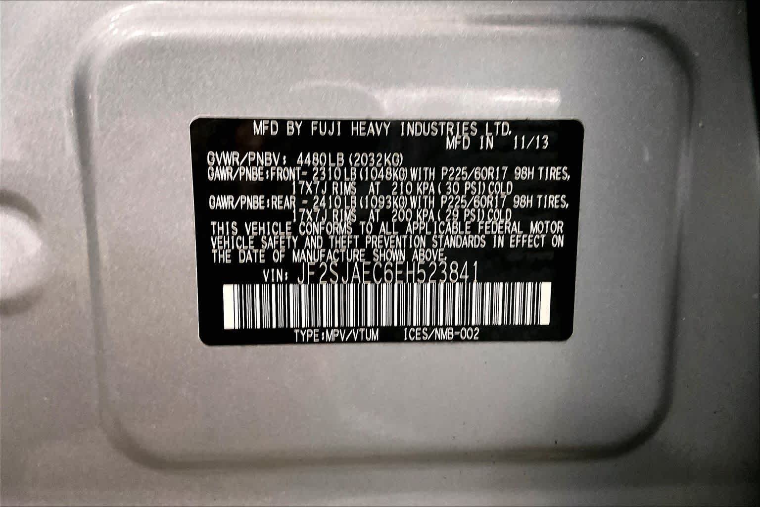 Used 2014 Ice Silver Metallic Subaru 2.5i Premium image 34