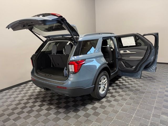 New 2026 Vapor Blue Metallic Ford Active image 28