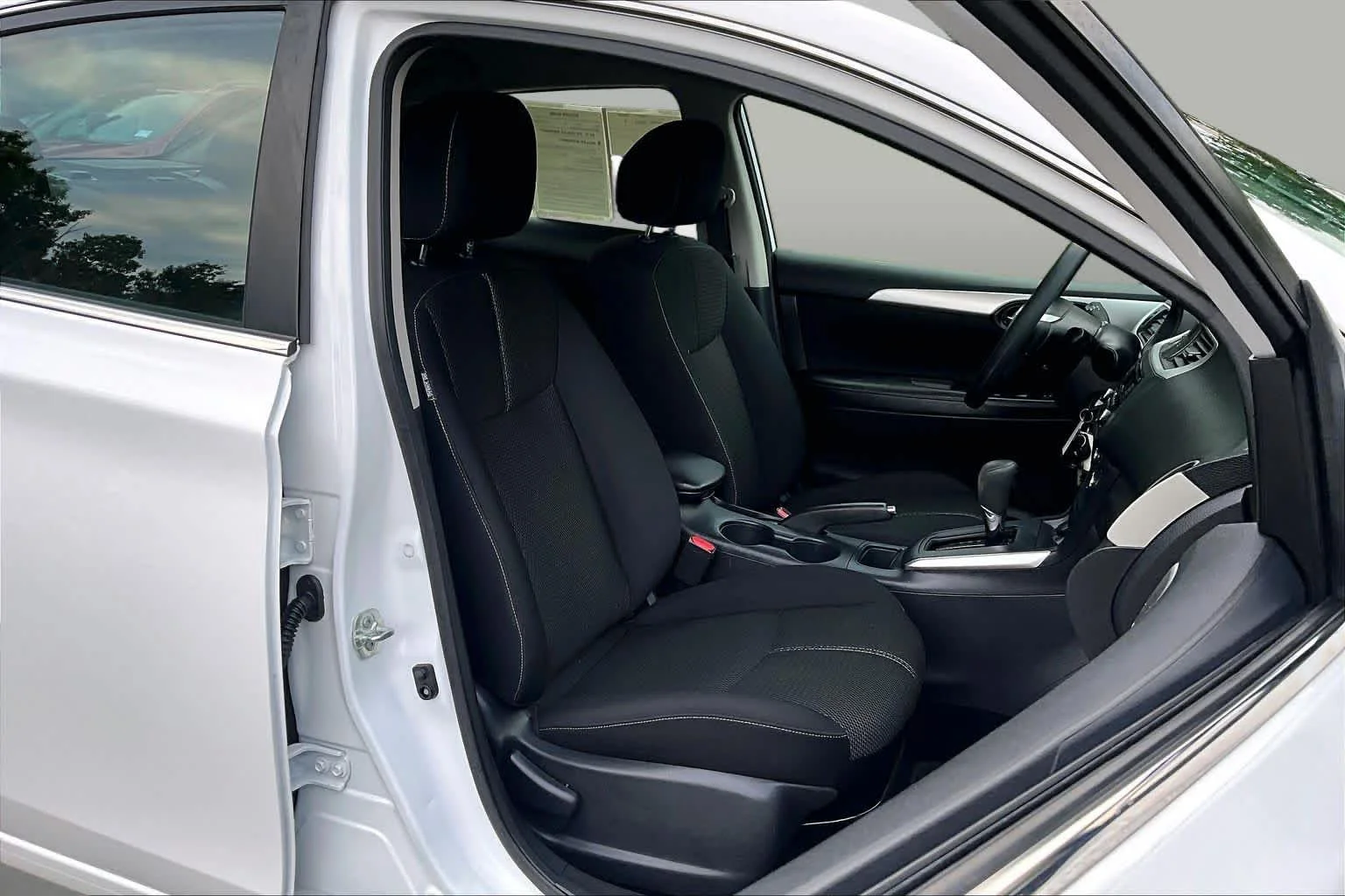 Used 2017 Fresh Powder Nissan S image 8
