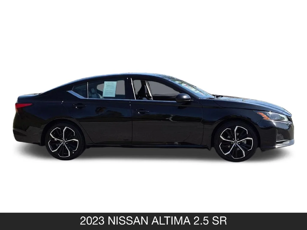 Used 2023 Black Nissan 2.5 SR image 6