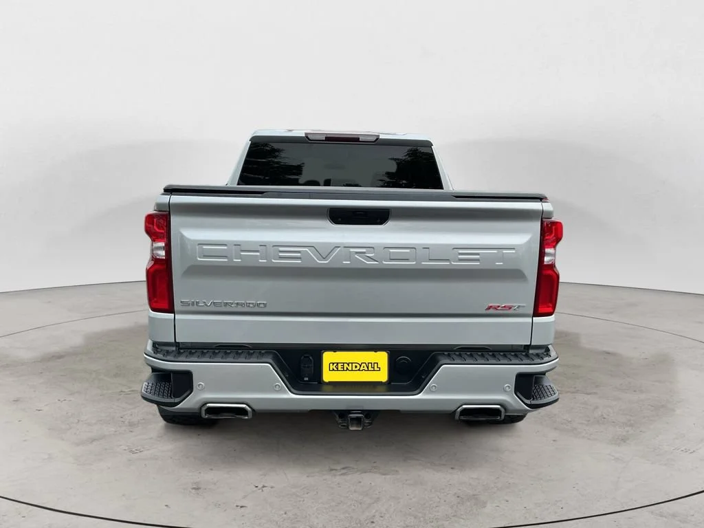 Used 2021 SILVER ICE METALLIC Chevrolet RST image 6