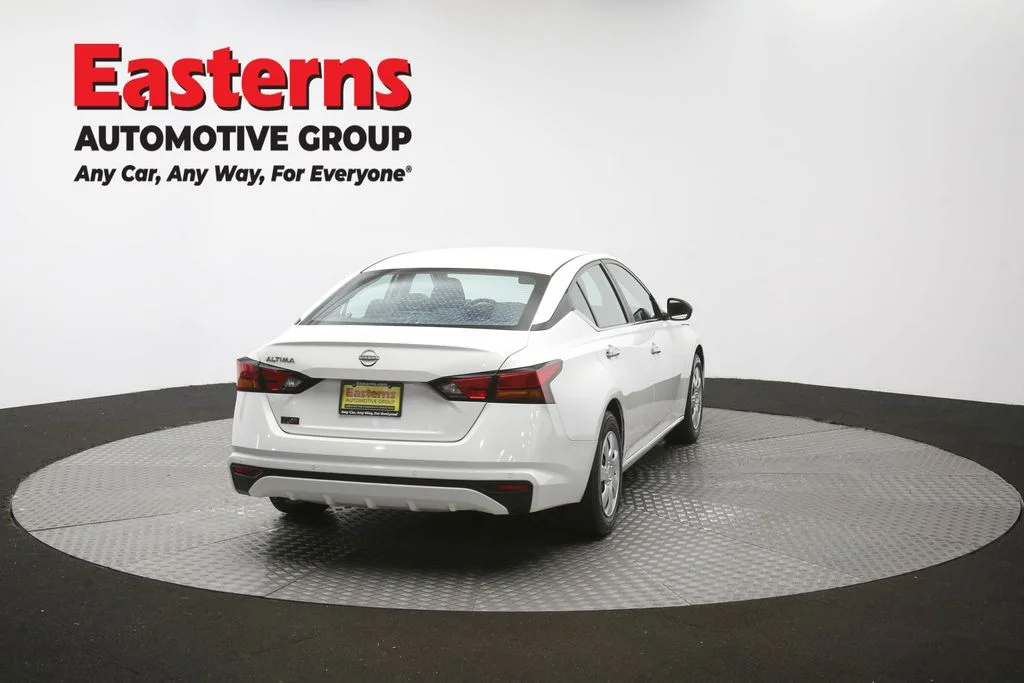 Used 2024 White Nissan 2.5 S image 37