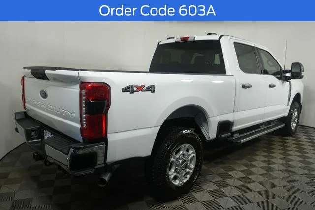 New 2026 Oxford White Ford F-250® XLT image 3