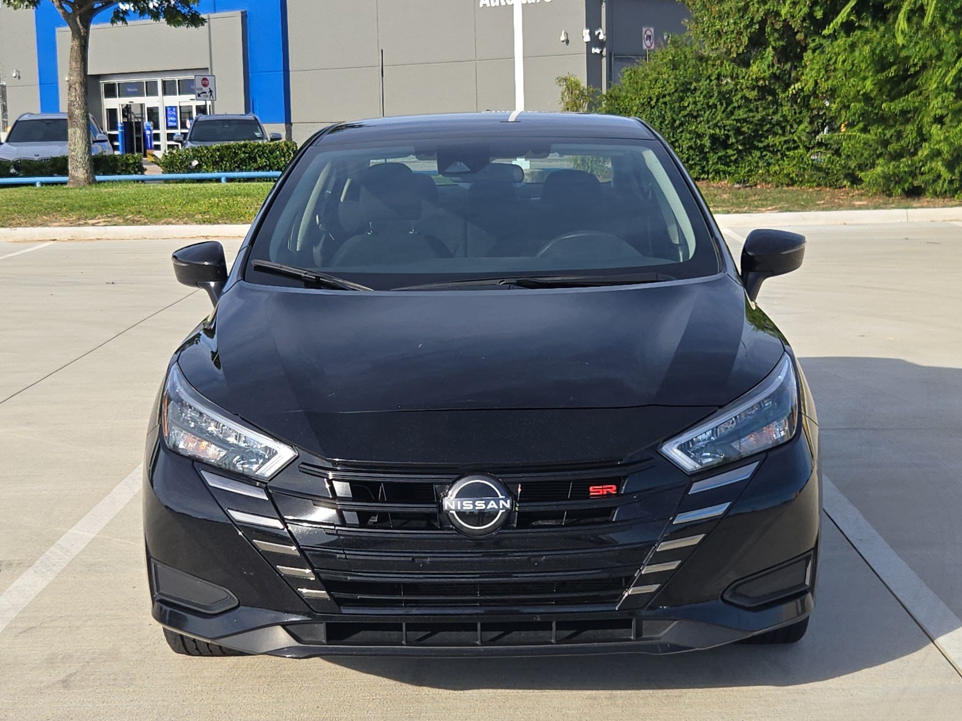 Used 2024 Super Black Nissan SR image 8