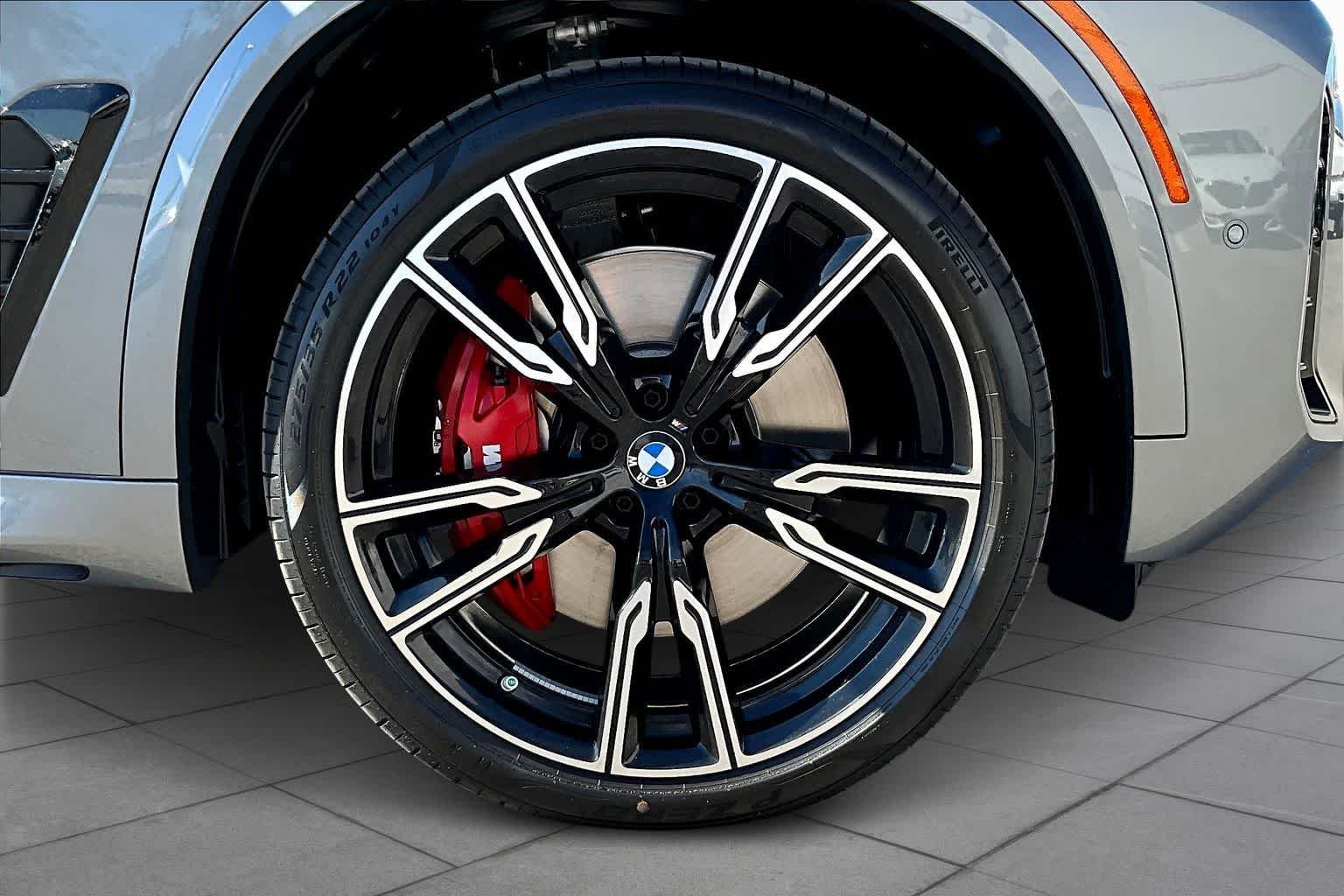 New 2026 Skyscraper Grey Metallic BMW M60i image 11