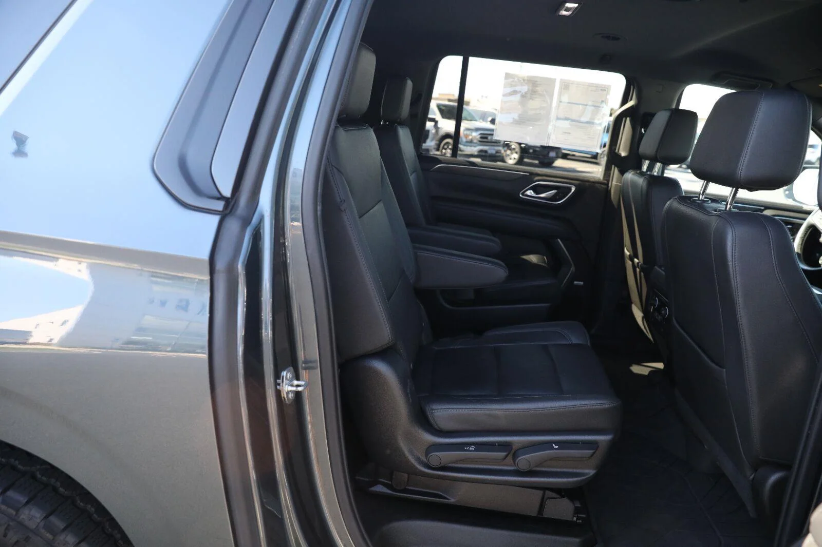 Used 2021 Shadow Gray Metallic Chevrolet Z71 image 34