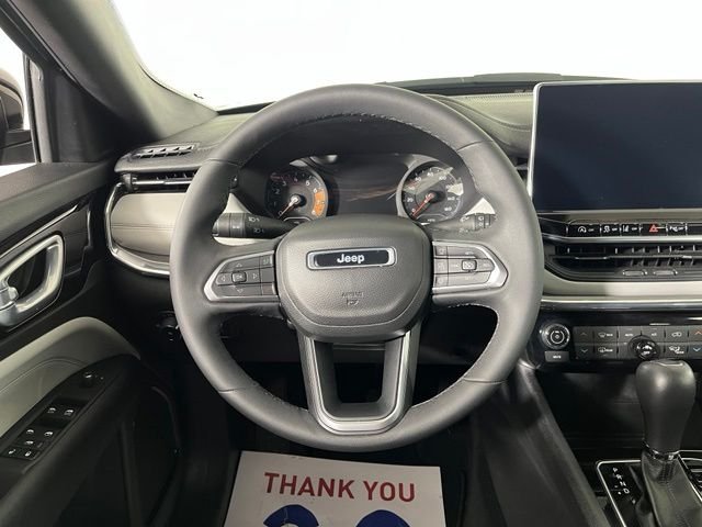 Used 2023 Gray Jeep Limited image 19