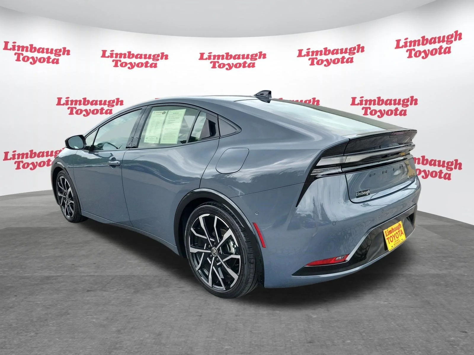Used 2024 Gray Toyota XSE Premium image 27