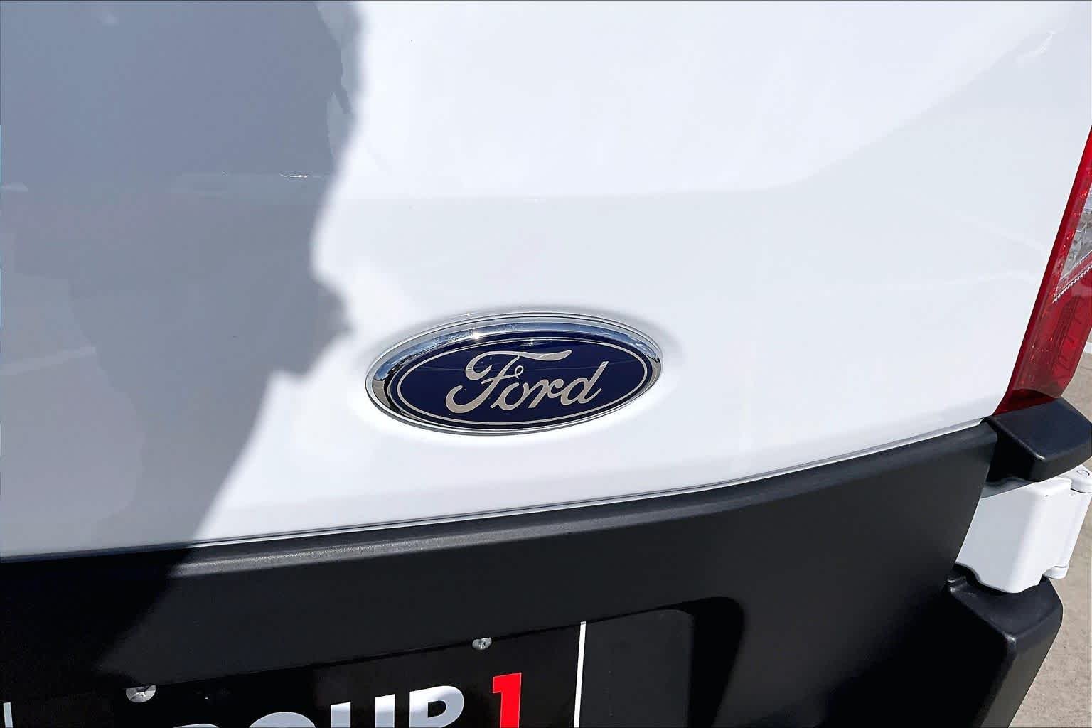 Used 2025 Oxford White Ford  image 9
