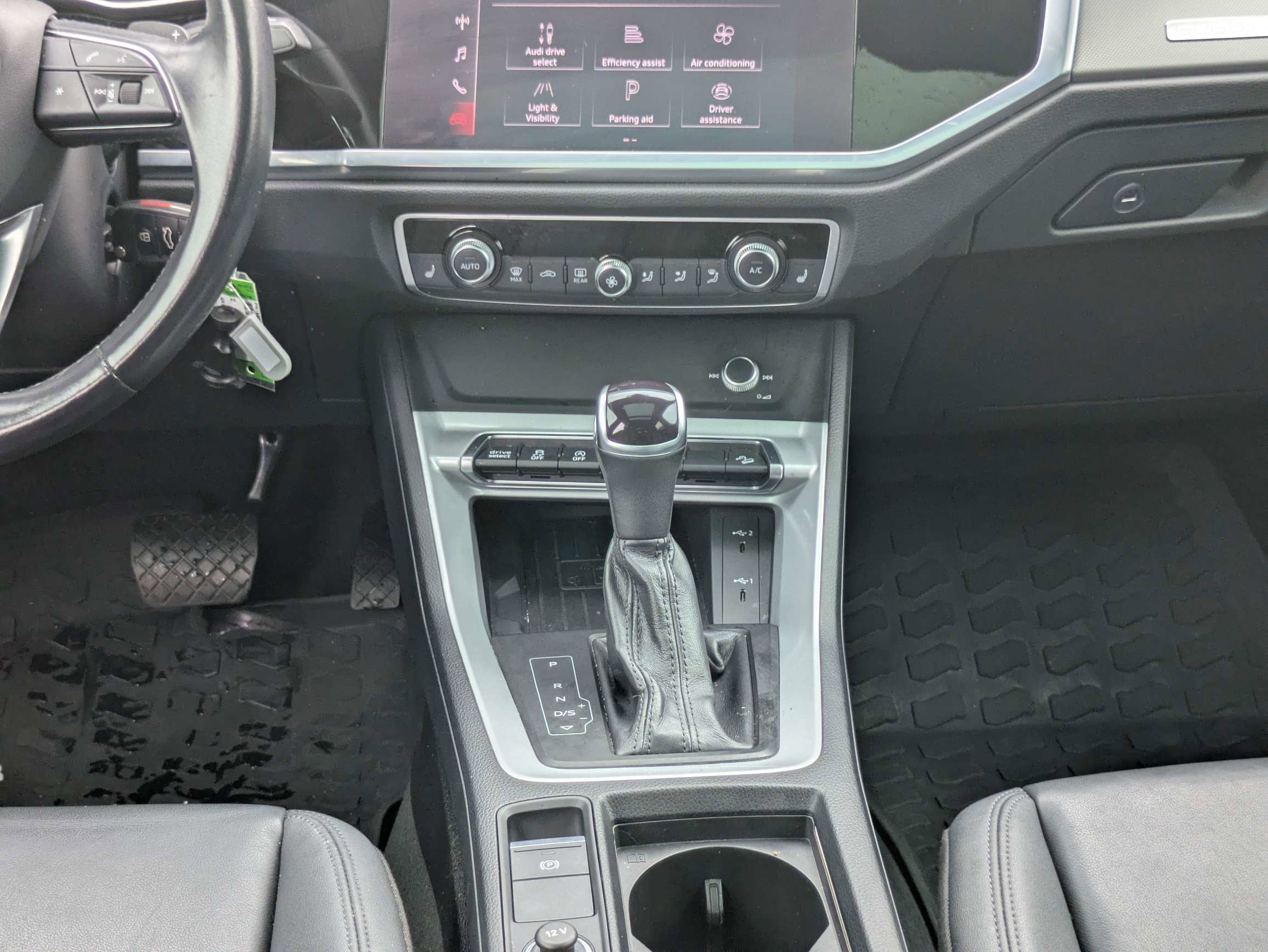 Used 2022 Black Audi Premium Plus image 16