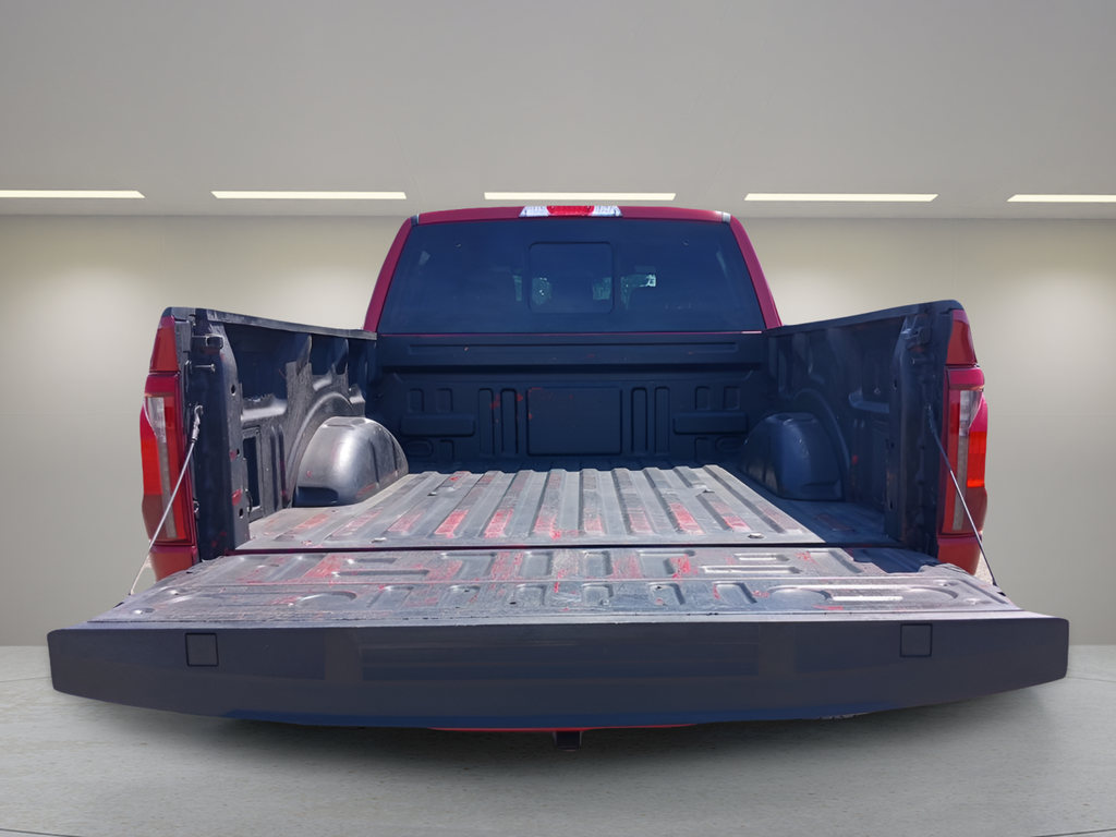 Used 2024 Red Ford XLT image 27