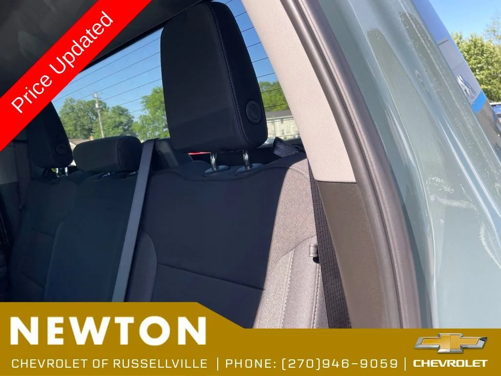 Used 2025 Cypress Gray Chevrolet LT (2FL) image 23