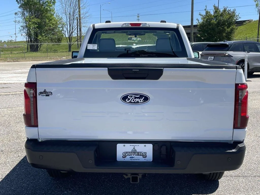 New 2026 Oxford White Ford XL image 4