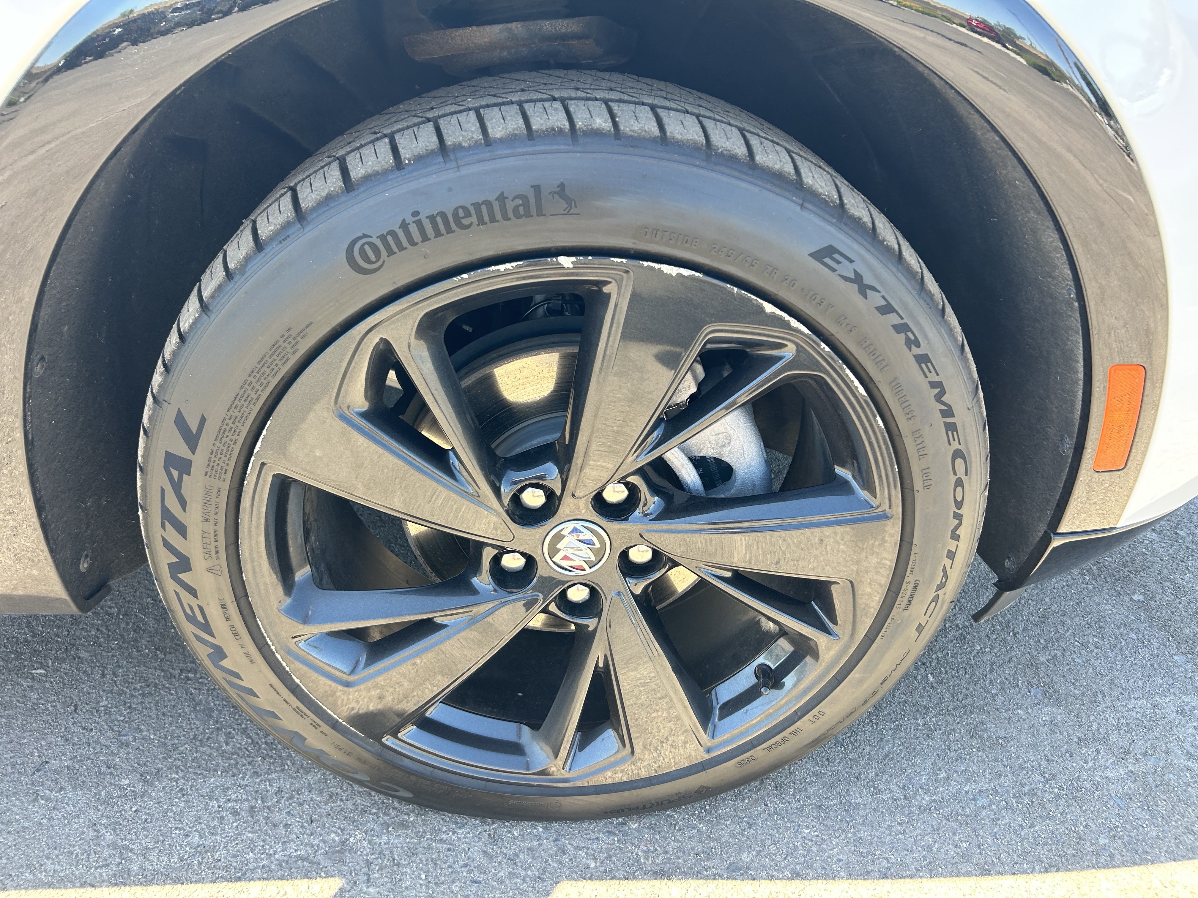 2022 Buick Envision Essence - Photo 10