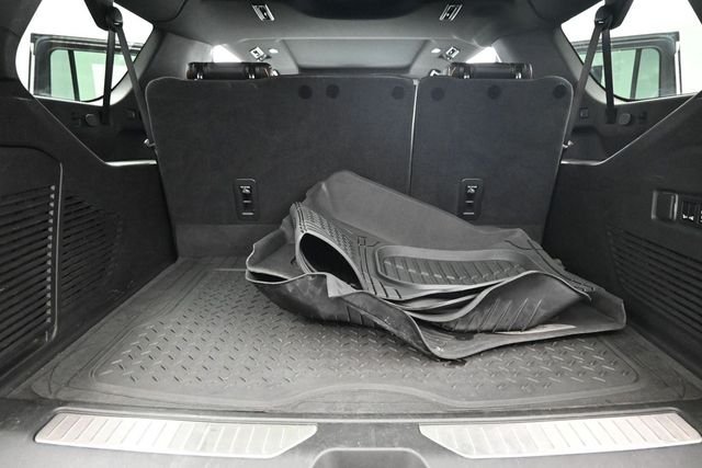 Used 2021  GMC AT4 image 19