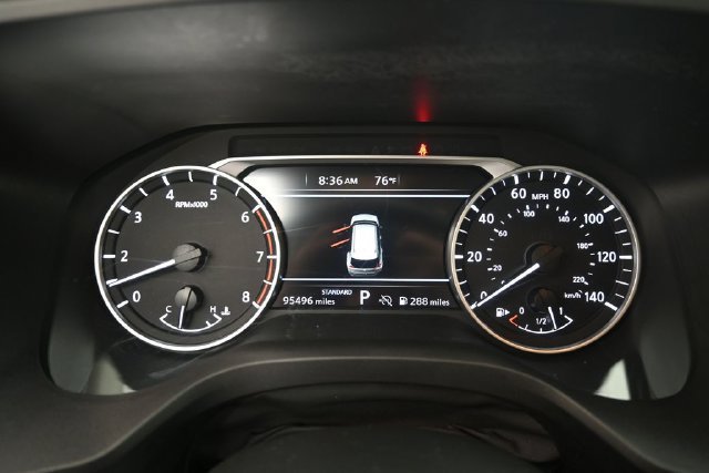 Used 2023 White Nissan SL image 9