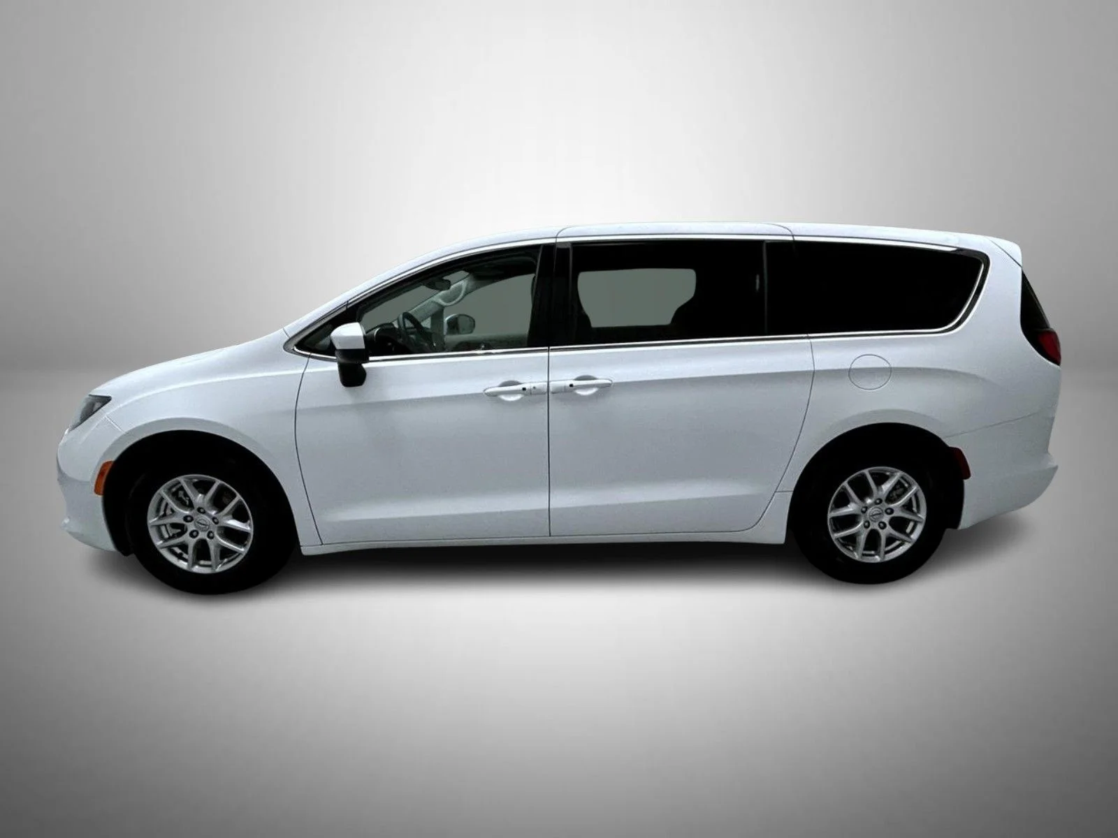 Used 2023 White Chrysler LX image 8