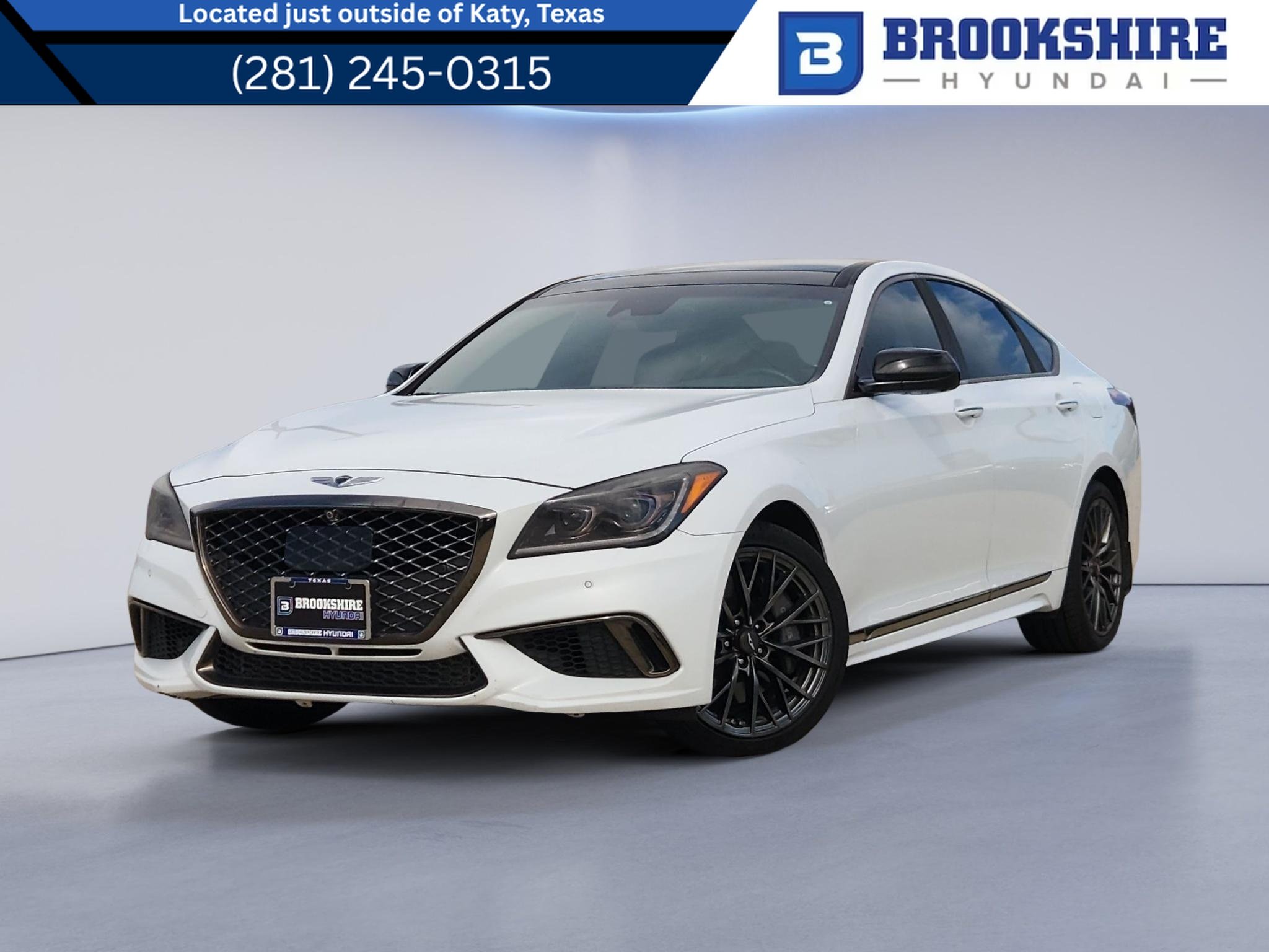 Used 2018 Casablanca White Genesis 3.3T Sport image 1