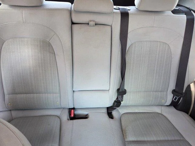 Used 2022 Ultra Black Hyundai SEL image 31