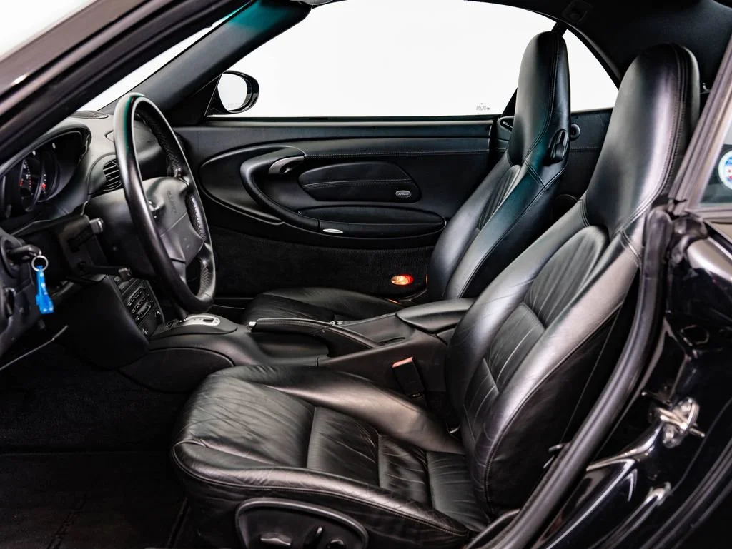 Used 2001 Black Porsche Carrera image 5