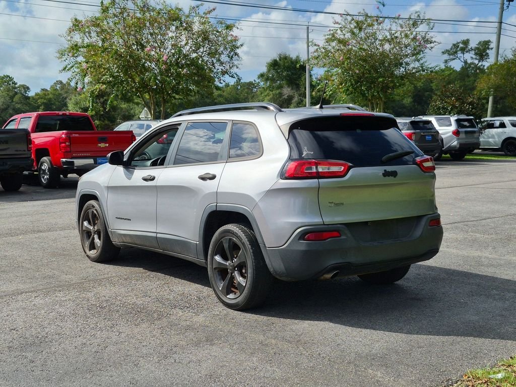 Used 2017 Silver Jeep Sport image 3
