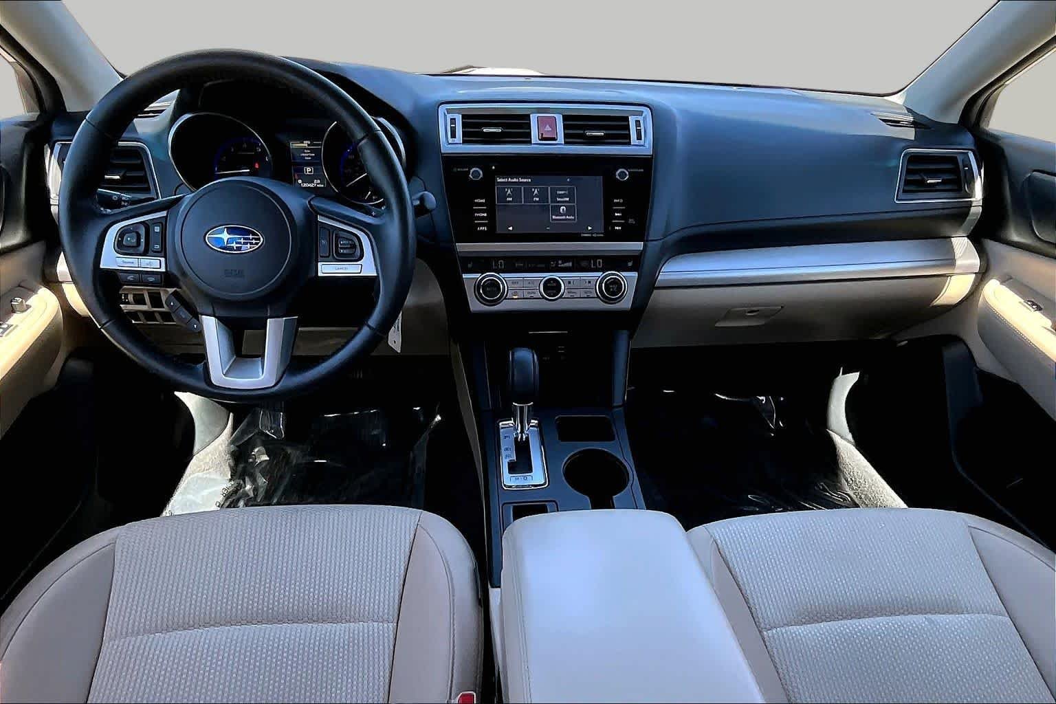 Used 2015 Crystal White Pearl Subaru 2.5i Premium image 15